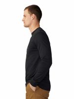Polera-Manga-Larga-Hombre-River-Bear-Negro-Mountain-Hardwear